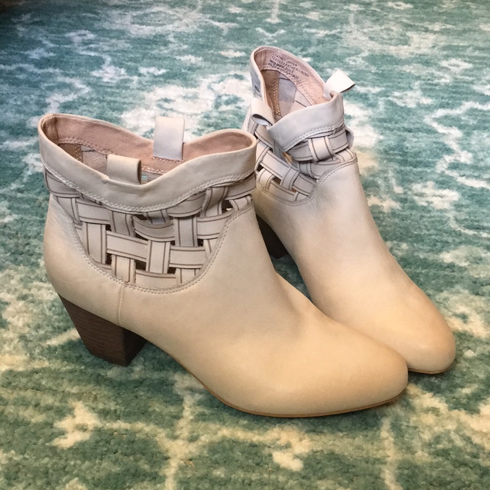 CORSO COMO ANKLE BOOTIE